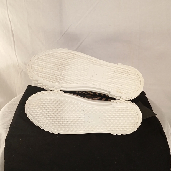 🔥 🔥 NWT Giuseppe Zanotti Mix Media  Booties/Sneaker - Picture 9 of 16